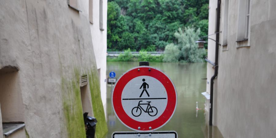 Pegel in Passau fallen - die Isar in Plattling steigt ...